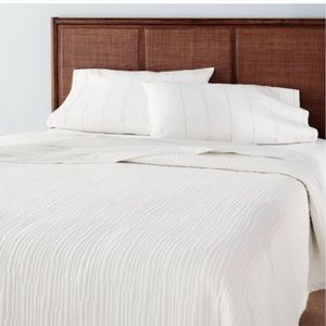 Hearth and hand with magnolia solid texture maltelasse King Quilt